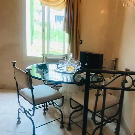 Luxueuse Piscine Et Jacuzzi Saint-Paul-de-Vence